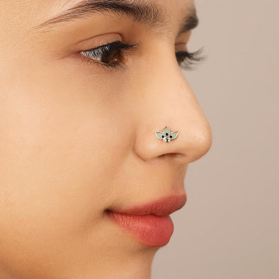 925 Sterling Silver Green Enamel Three-Petal Nose Pin