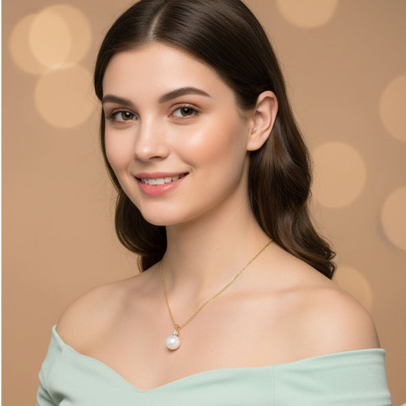 Classic Pearl and Solitaire Necklace 925 Sterling Silver Yellow Plated