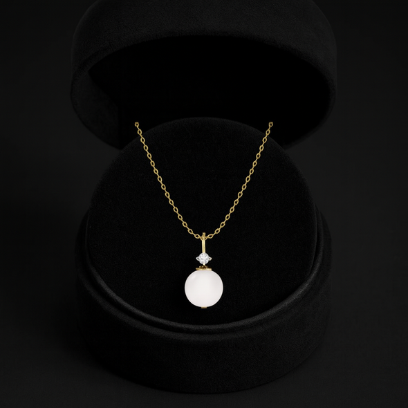 Classic Pearl and Solitaire Necklace 925 Sterling Silver Yellow Plated