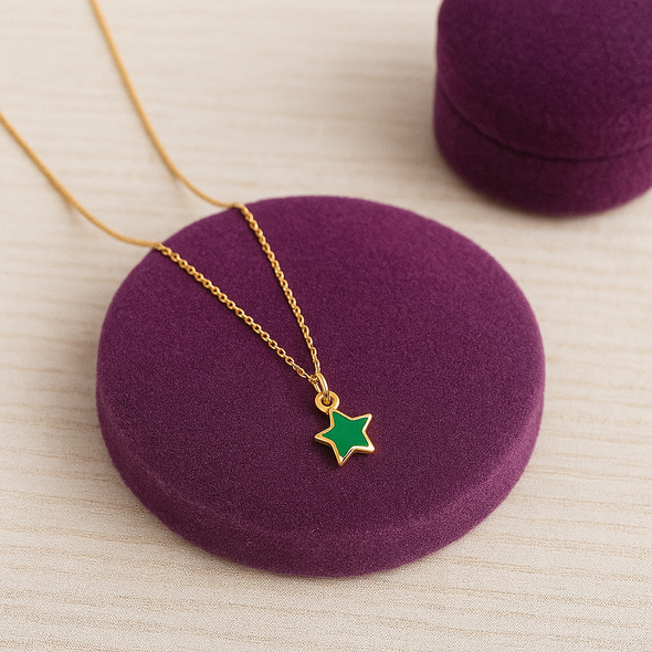 Green Star Pendant Necklace 925 Sterling Silver Yellow Plated