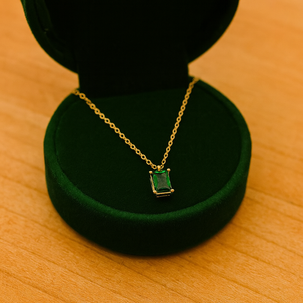 Emerald Green Princess-Cut Necklace 925 Sterling Silver Yellow Plated