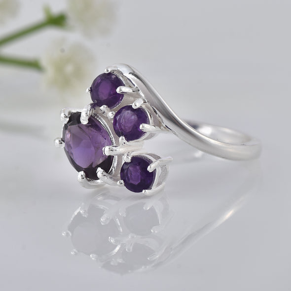 2.50 Carat Oval Shape Amethyst Cluster Ring 925 Sterling Silver