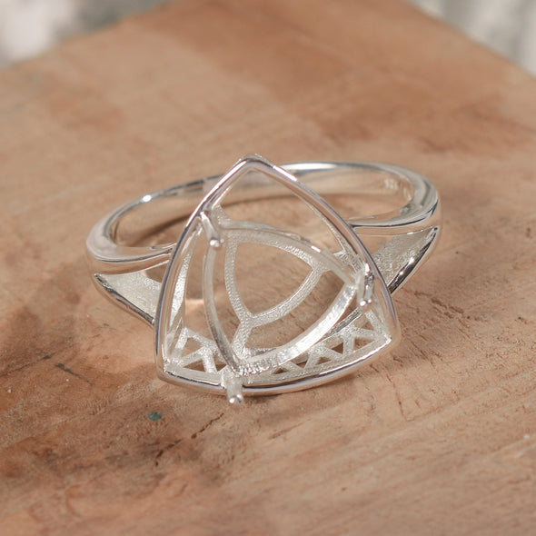 925 Sterling Silver Trillion Shape Semi Mount Ring
