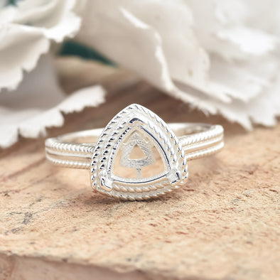 925 Sterling Silver 7MM Trillion Shape Semi Mount Ring