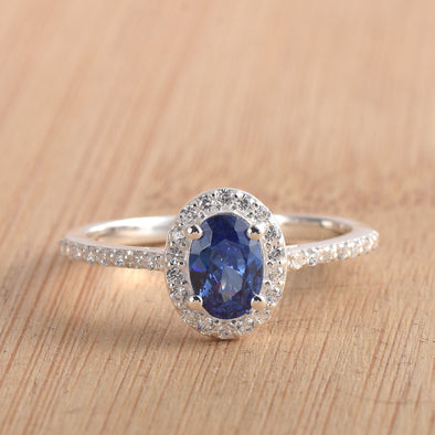 1.00 Ct Oval Shape Tanzanite Halo Ring 925 Sterling Silver