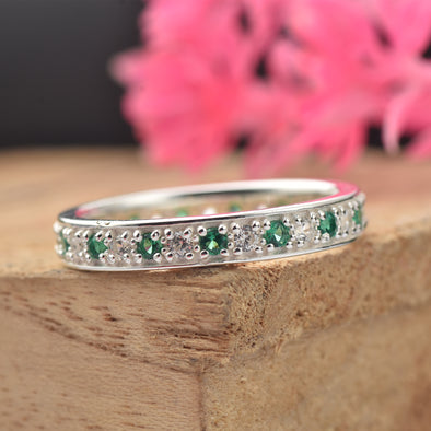 925 Sterling Silver 2MM Round Shape Emerald Gemstone Ring