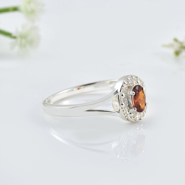 6x4mm Oval Garnet and Textured Halo Design Ring - 925 Sterling Silver