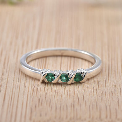 925 Sterling Silver with 2x2MM Round Chrome Diopside Three Stone Ring