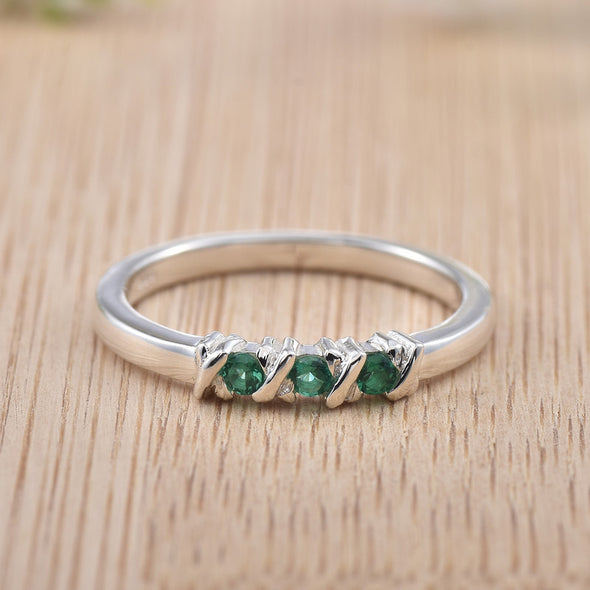 925 Sterling Silver with 2x2MM Round Chrome Diopside Three Stone Ring