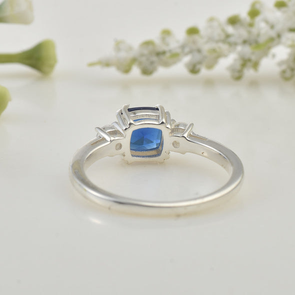 6x6mm Cushion Blue Sapphire Three-Stone Ring 925 Sterling Silver