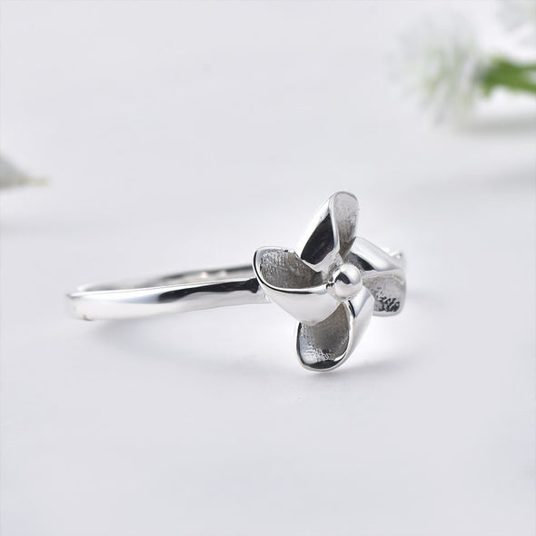 925 Sterling Silver Pinwheel Flower Ring