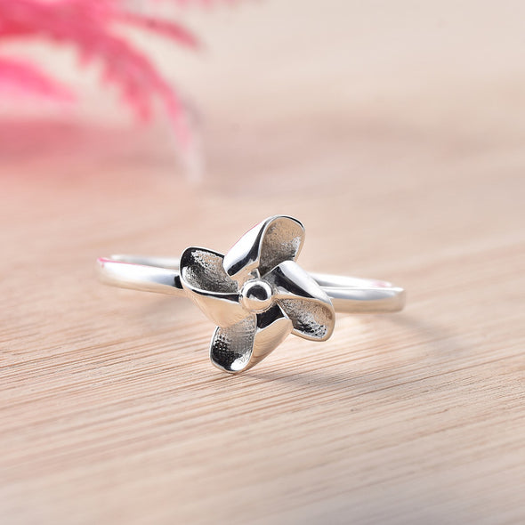 925 Sterling Silver Pinwheel Flower Ring