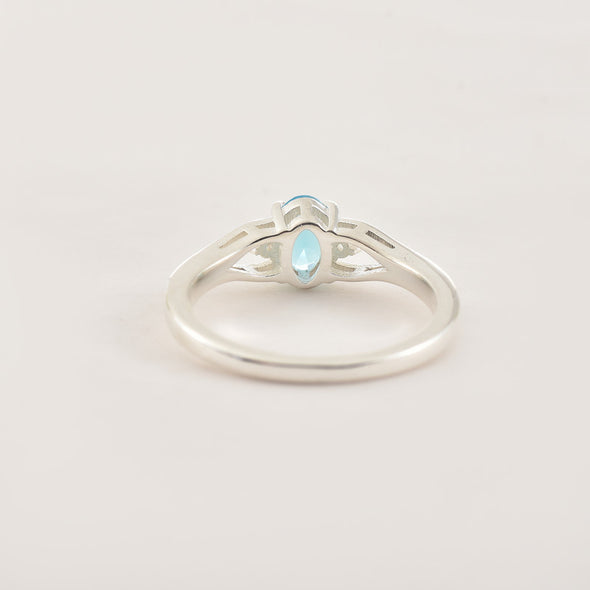 6x4mm Oval Swiss Blue Topaz Three Stone Ring 925 Sterling Silver