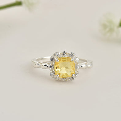 925 Sterling Silver 6x6mm Round Lemon Quartz Ring with Halo Accents