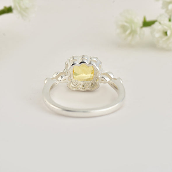 925 Sterling Silver 6x6mm Round Lemon Quartz Ring with Halo Accents