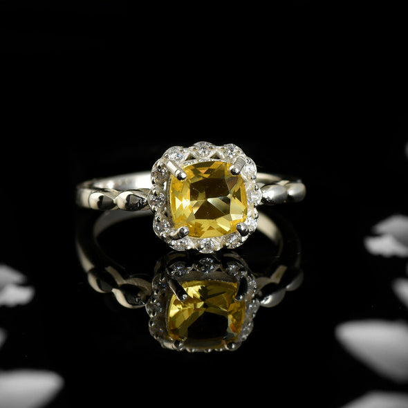 925 Sterling Silver 6x6mm Round Lemon Quartz Ring with Halo Accents