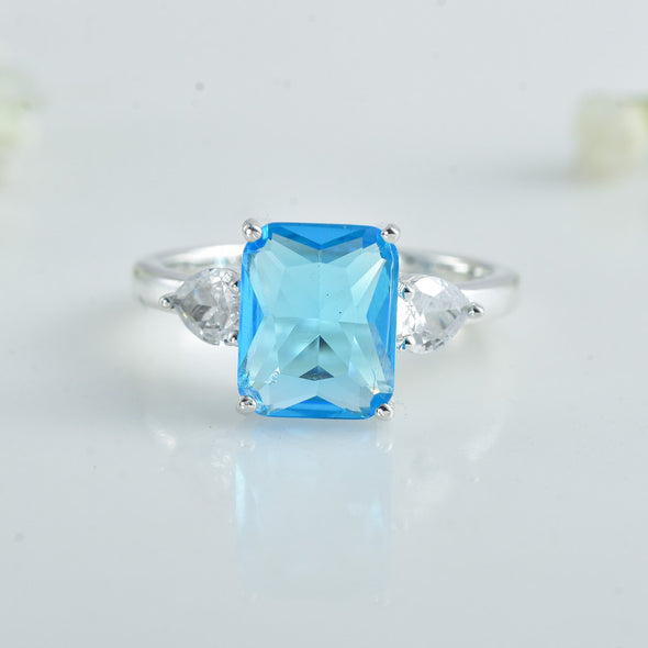 10x8mm Octagon Swiss Blue Topaz Three stone Ring 925 925 Sterling Silver
